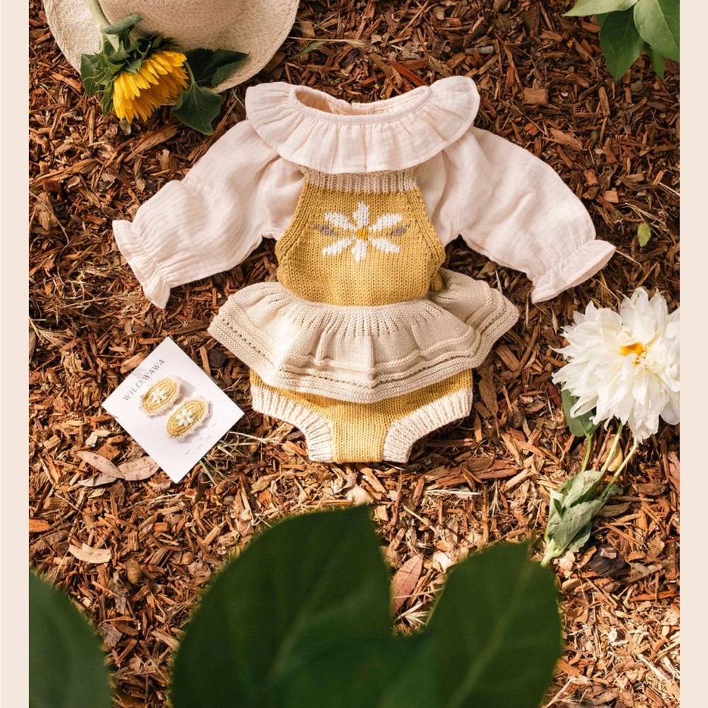 NWT Wild Wawa Daisy Romper